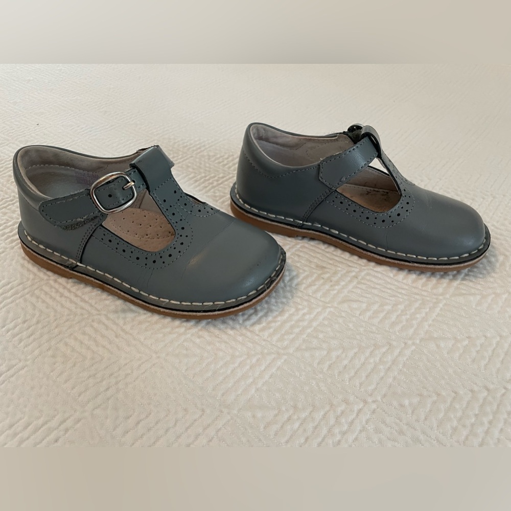 L’amour girls leather dress shoes